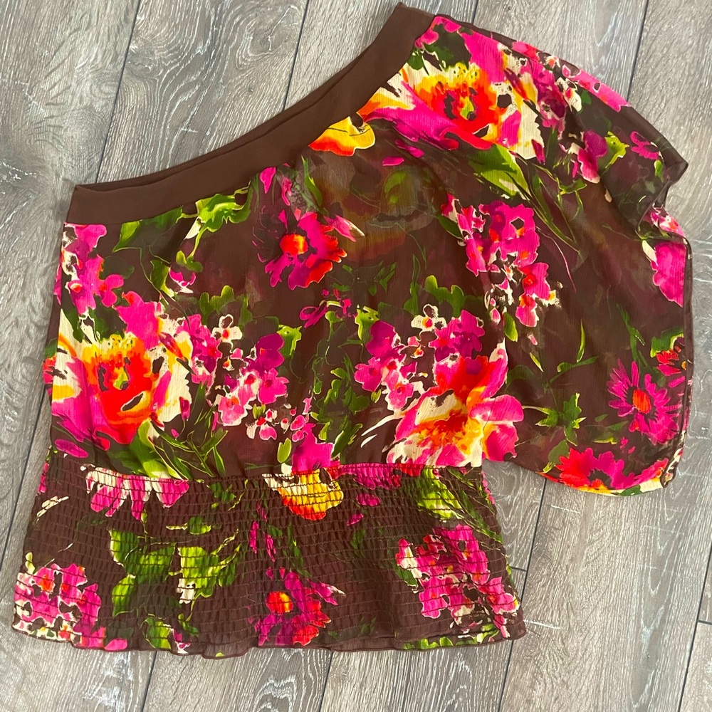 💐 L8teR brand.  medium women girls one-shoulder, unisleeve blouse / top. 🤎EUC